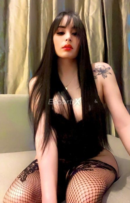 Bella